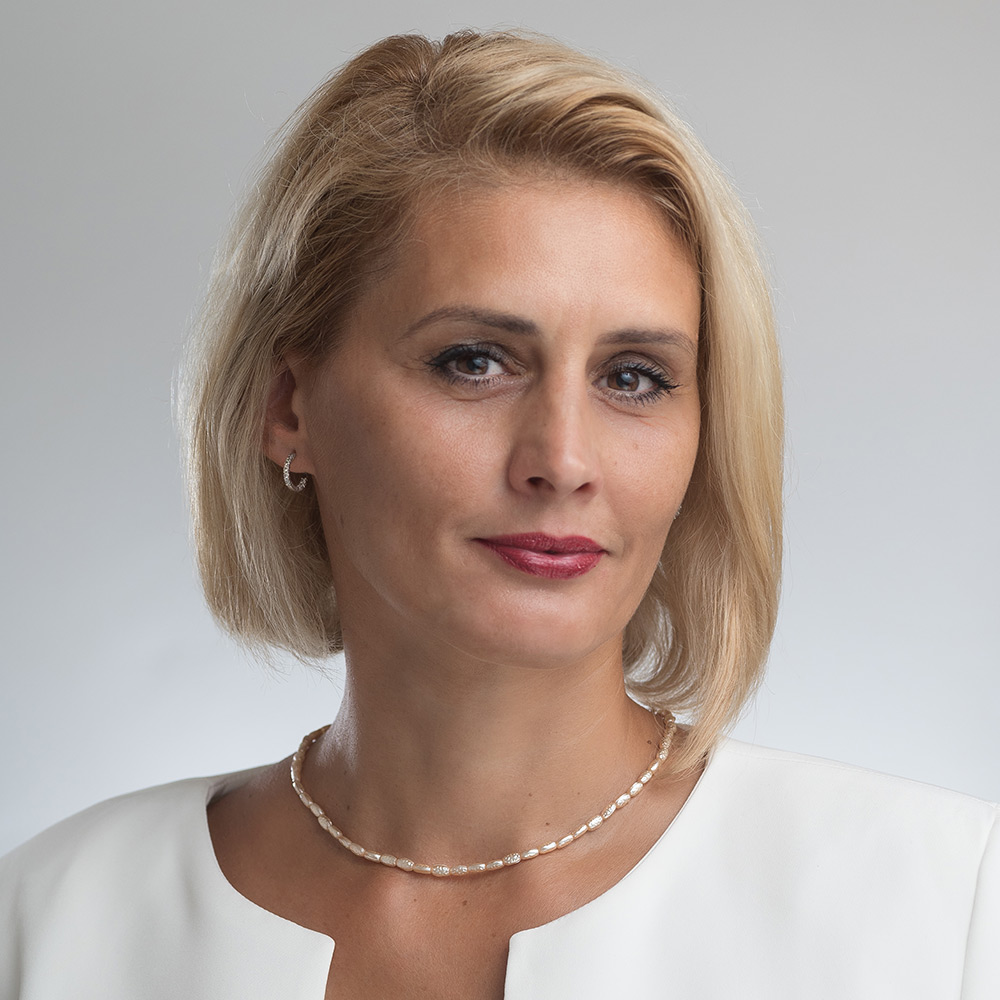 Michaela Molnárová, Ing., Mgr., MBA